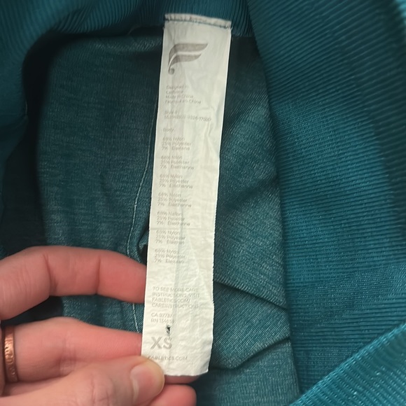 🩵Fabletics Seamless Dot Leggings🩵 - Picture 10 of 12